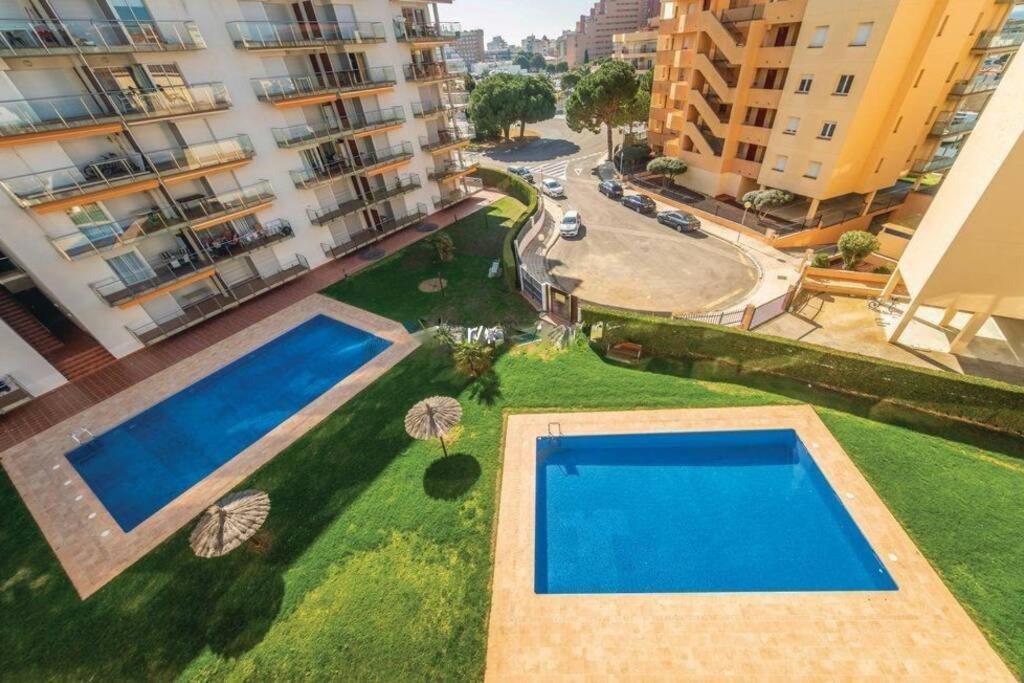 Apartamento En Roses Con Parking Y Piscina Apartamento Exterior foto