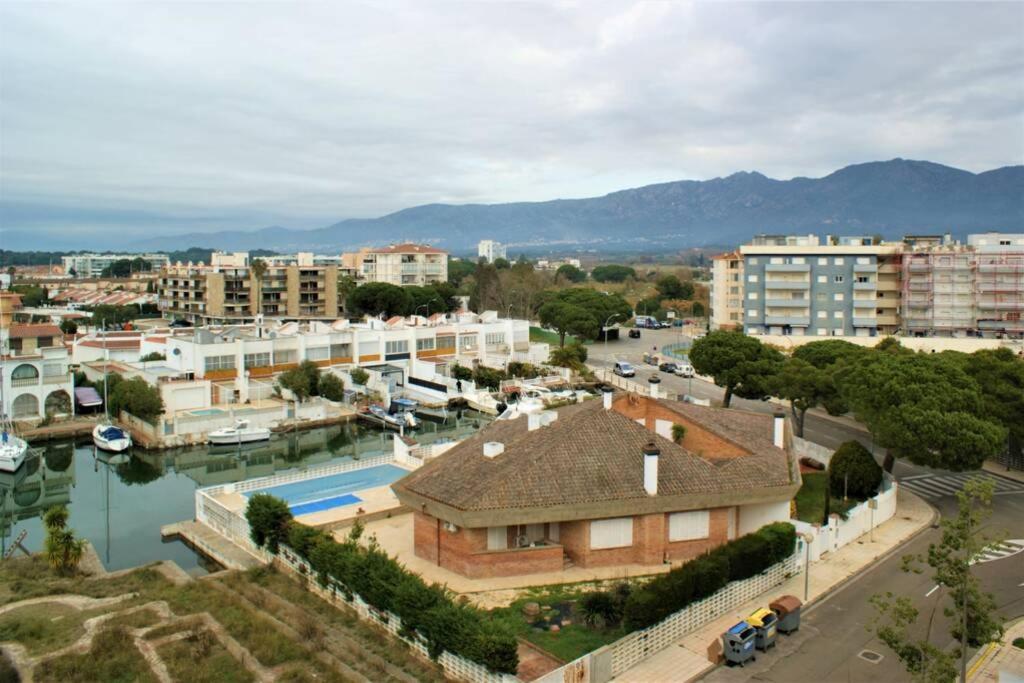 Apartamento En Roses Con Parking Y Piscina Apartamento Exterior foto