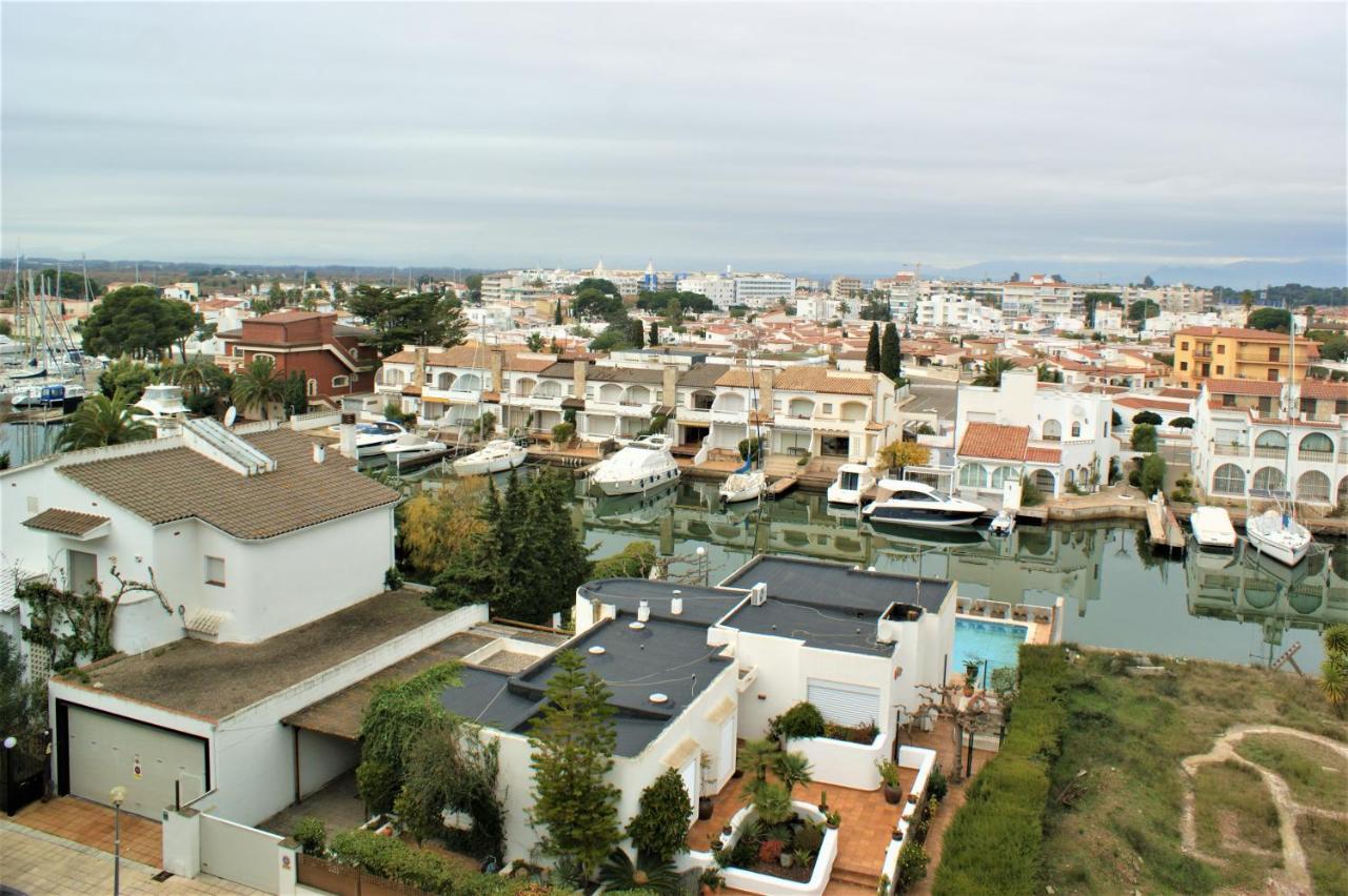 Apartamento En Roses Con Parking Y Piscina Apartamento Exterior foto